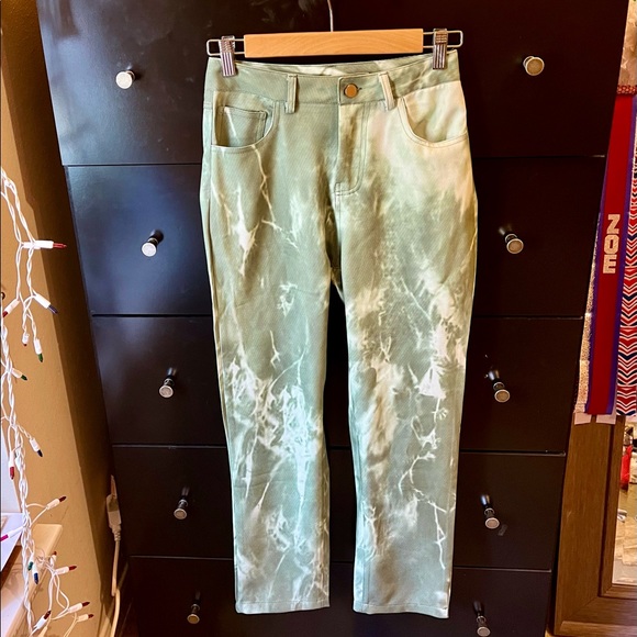 Green patterned pants. The brand is called Yvonne & Love. - Picture 3 of 3